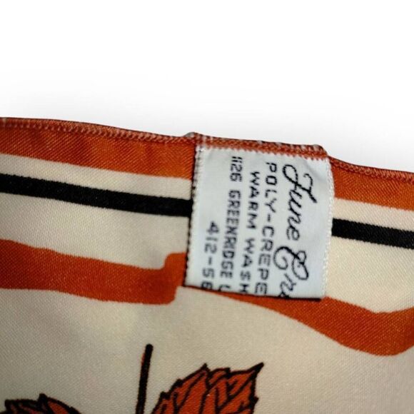 Vtg June Crutchfield Wolf Trap Scarf‎ Musical Instruments Violin Rectangle Wrap - Picture 8 of 9